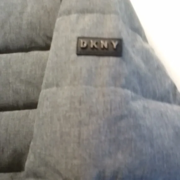NWT DKNY Men's Light-Weight Quilted Stand Collar Puffer Jacket, Heather Grey